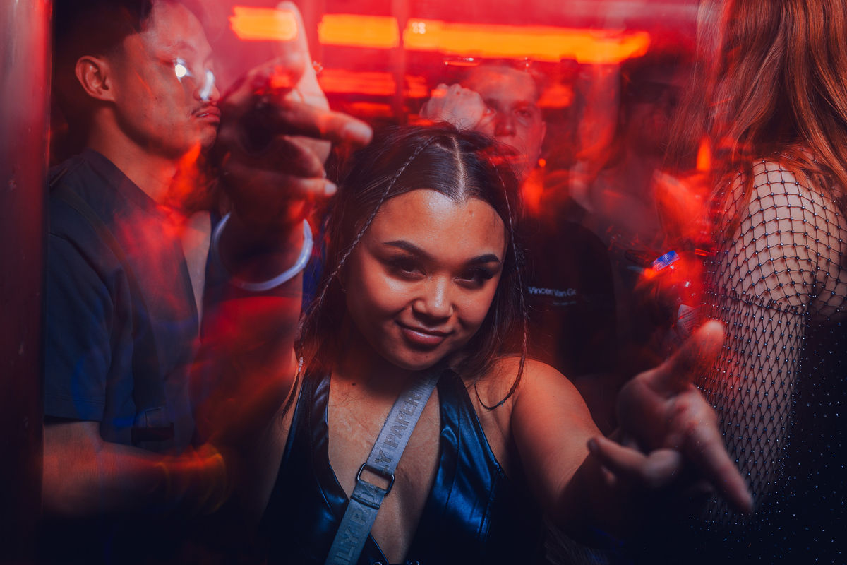 Loading... just a sec